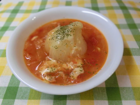 まるごと新玉ねぎのスープ